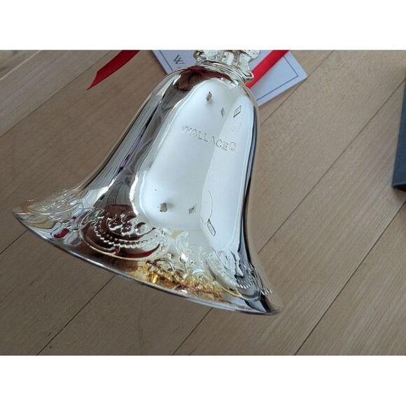Wallace 2020 26th Edition‎ Silver Plated Grand Baroque Santa Bell Ornament - Picture 11 of 16